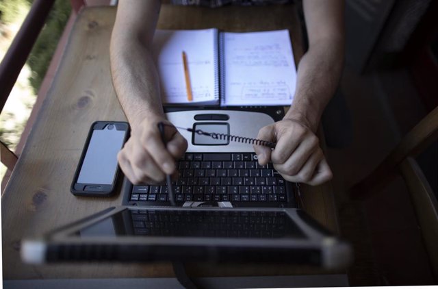 Compensar gastos del teletrabajo sólo con complementos salariales puede crear desigualdades según el OTaD
