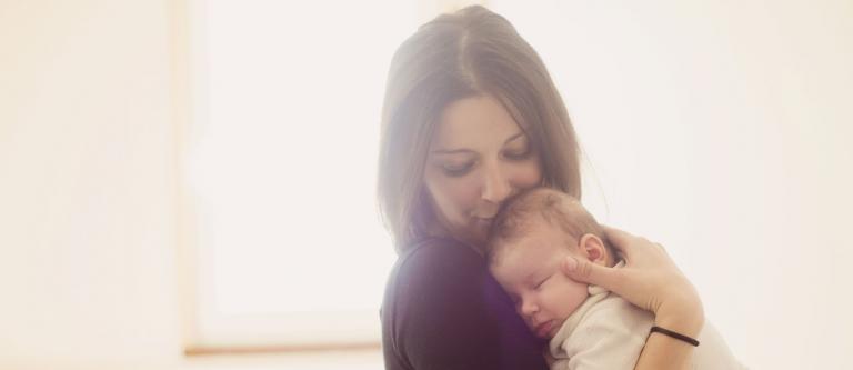 Reconocida la ampliación del permiso por maternidad a una madre de familia monoparental