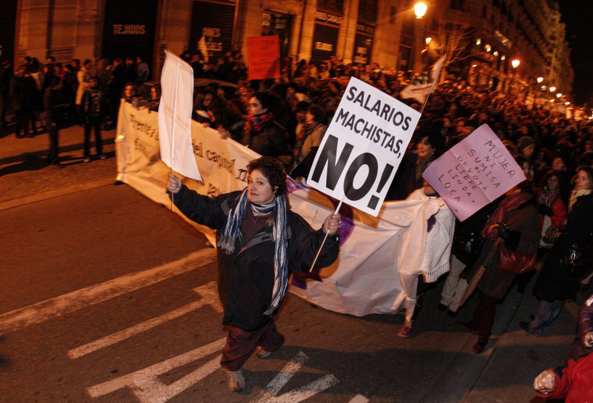 La brecha salarial se redujo a la mitad en 2020 con respecto a 2011, aunque las mujeres siguen cobrando un 8,5% menos que los hombres