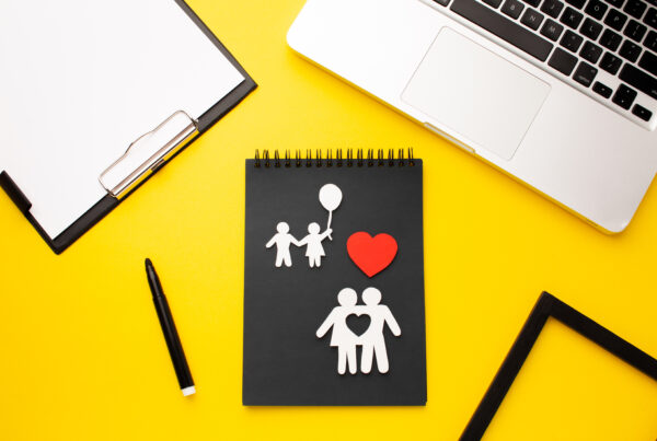 concepto-de-figura-familiar-de-vista-superior