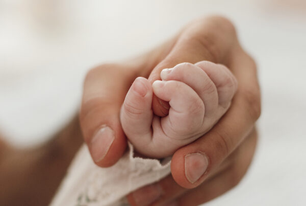 España refuerza la protección de la maternidad con la ratificación del Convenio 183 de la OIT