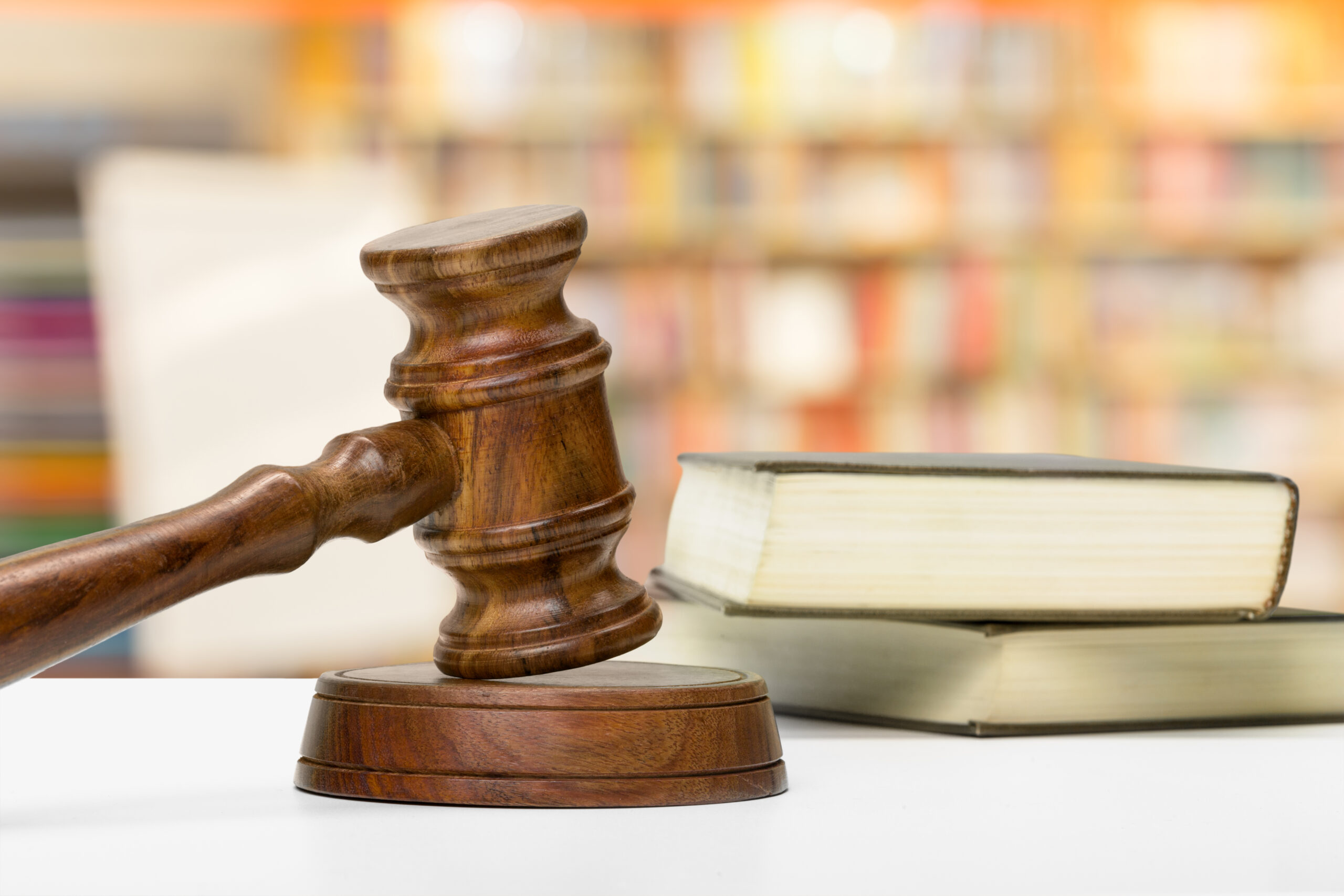 El Tribunal Supremo fija que el permiso por motivos familiares urgentes debe ser retribuido